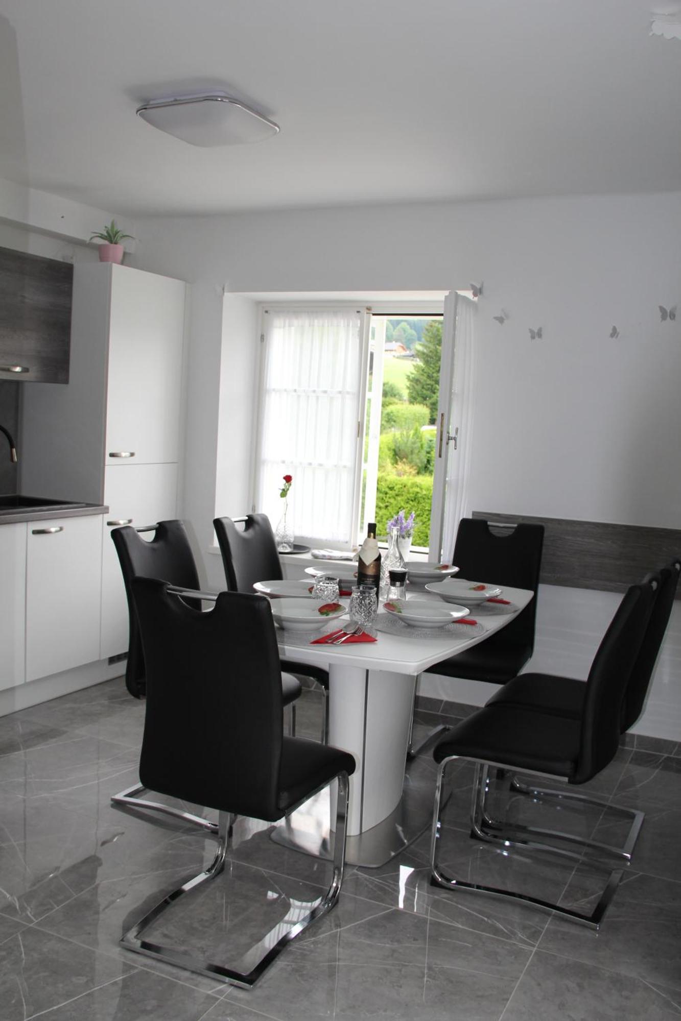 Ferienwohnung Grimmingblick - Auszeit Vom Alltag Obersdorf المظهر الخارجي الصورة